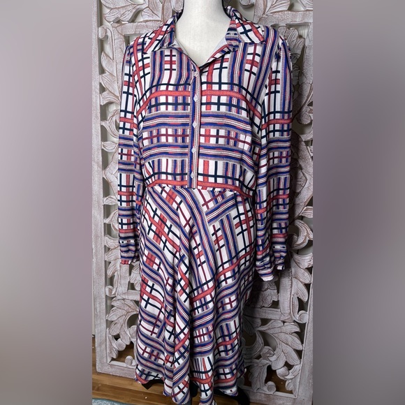 Daniel Cremieux Dresses & Skirts - EUC Cremieux Long Sleeved Flowy Collard Shirt Dress-Multicolor Sz 14